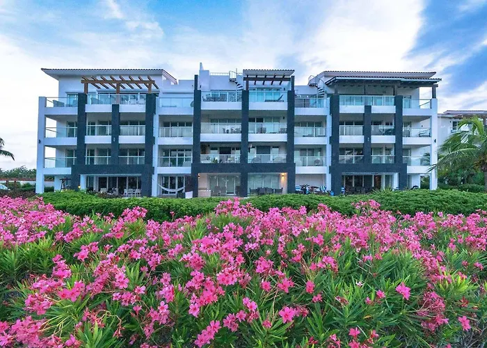 Ferienhaus Mareazul 202s Oceanfront 2br With Plunge Pool Playa del Carmen